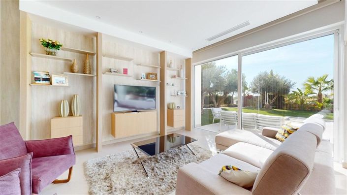 Image No.15-4 Bed Villa for sale