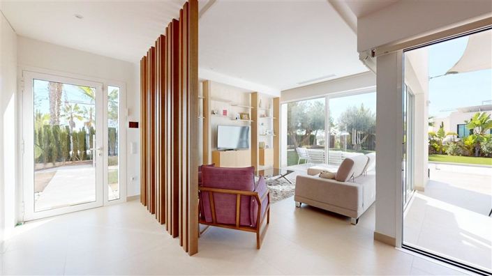 Image No.6-4 Bed Villa for sale