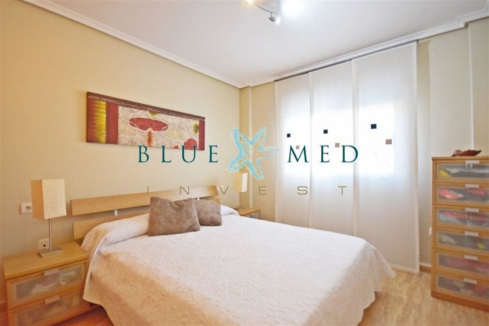 Image No.12-3 Bed House for sale