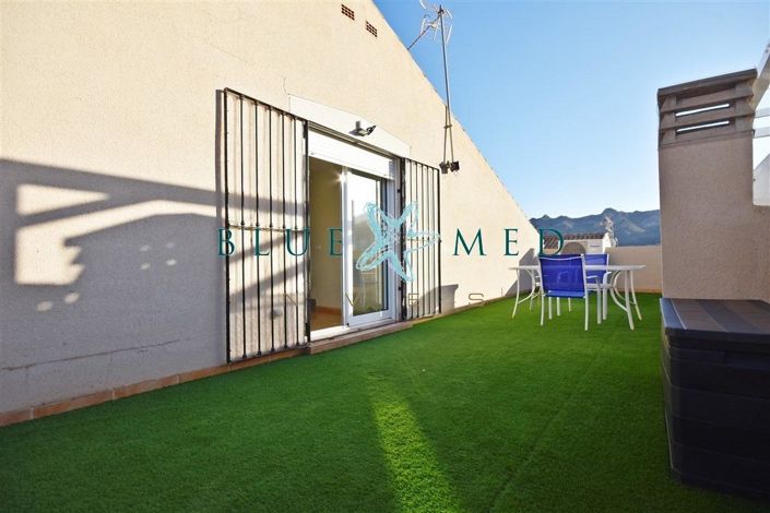 Image No.24-3 Bed House for sale