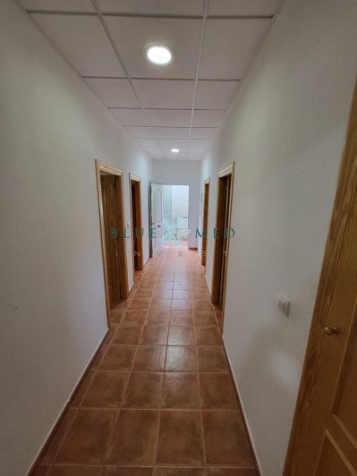 Image No.36-43 Bed Country House for sale