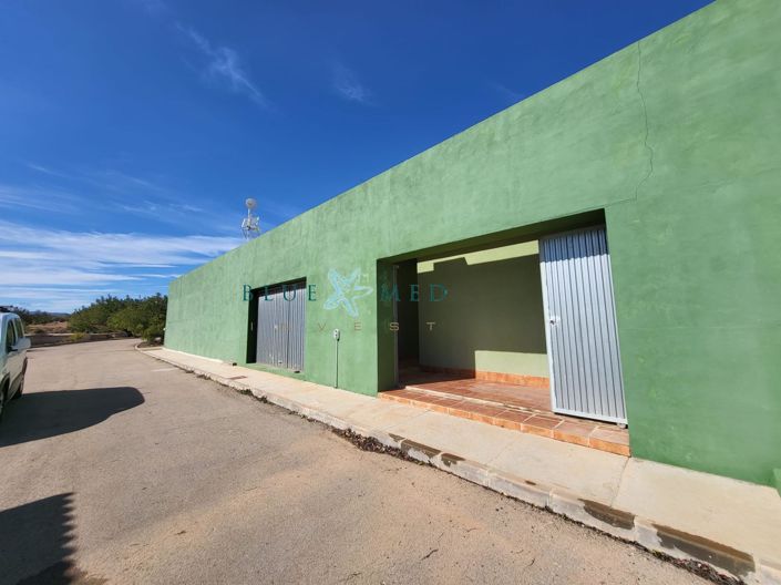 Image No.39-43 Bed Country House for sale