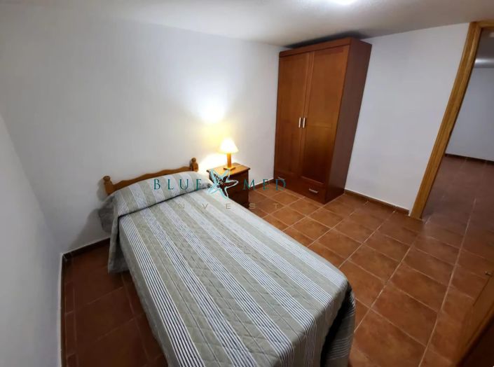 Image No.7-43 Bed Country House for sale