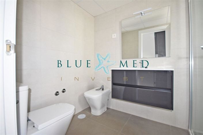 Image No.19-3 Bed Villa for sale