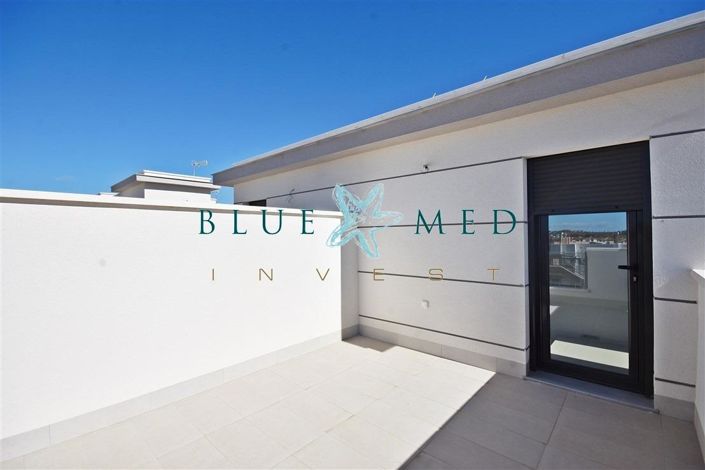 Image No.2-3 Bed Villa for sale