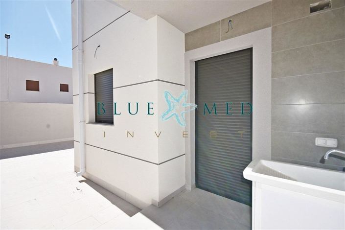 Image No.35-3 Bed Villa for sale