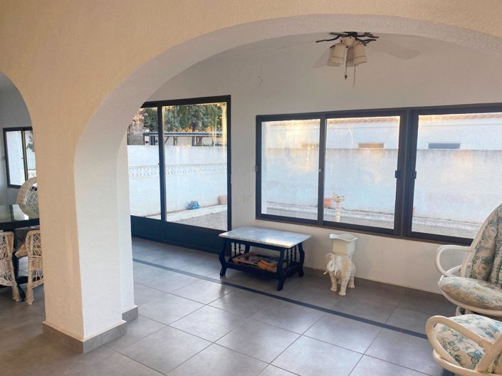 Image No.12-4 Bed Villa for sale