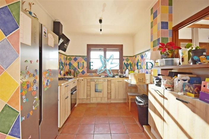 Image No.12-3 Bed Country House for sale