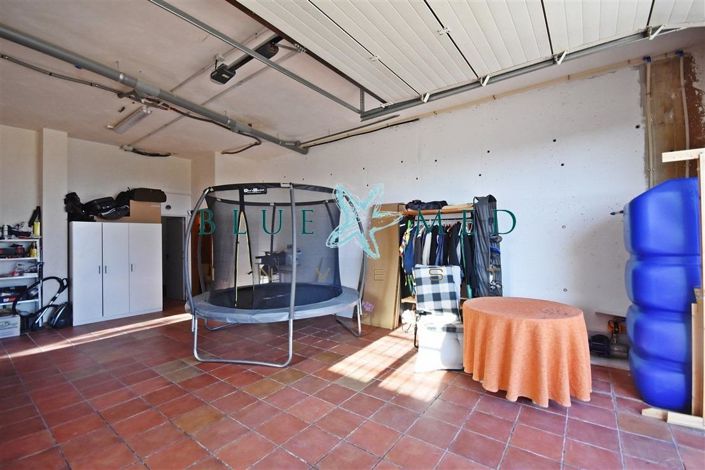 Image No.24-3 Bed Country House for sale