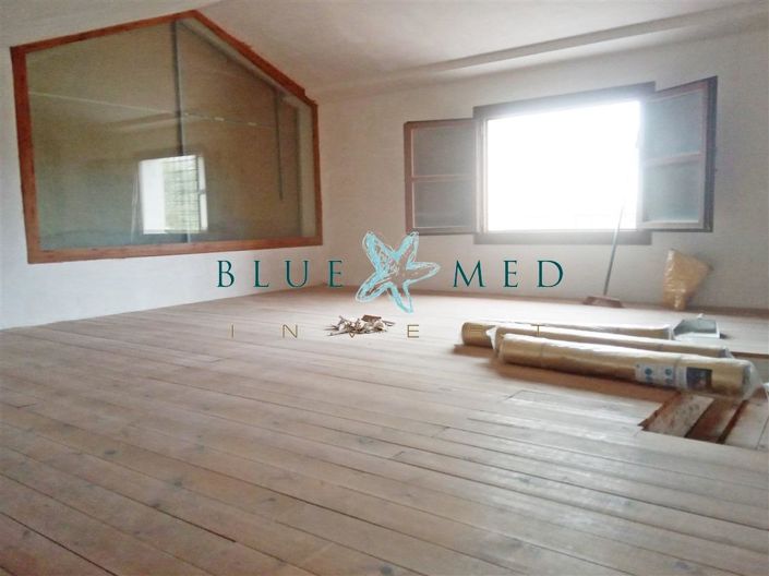 Image No.27-3 Bed Country House for sale