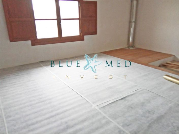 Image No.28-3 Bed Country House for sale