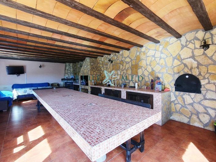 Image No.16-4 Bed Country House for sale