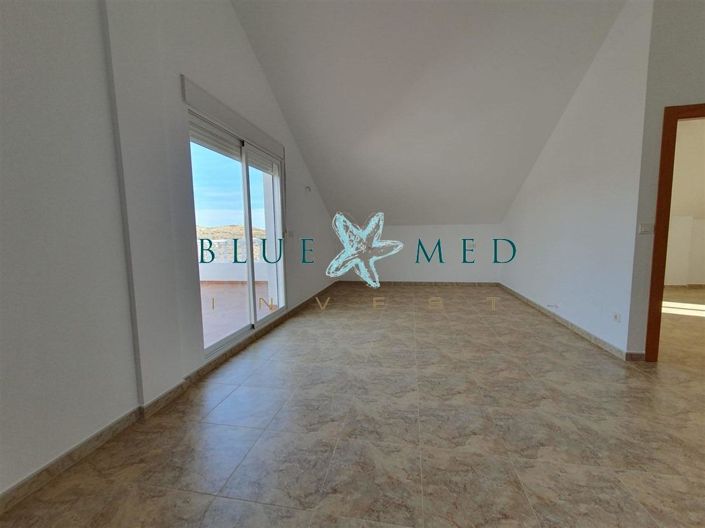 Image No.18-5 Bed Villa for sale