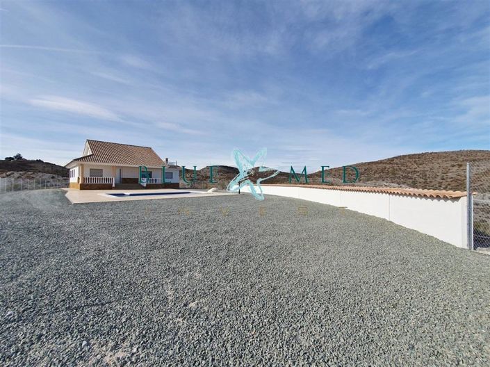 Image No.25-5 Bed Villa for sale