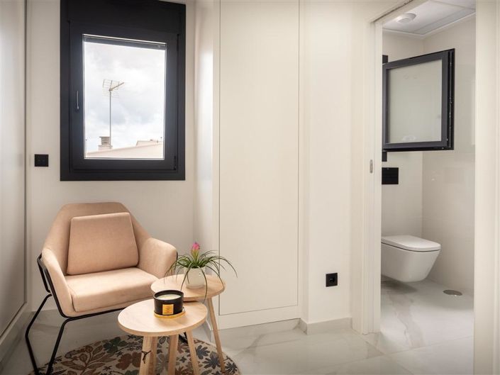 Image No.27-3 Bed Villa for sale