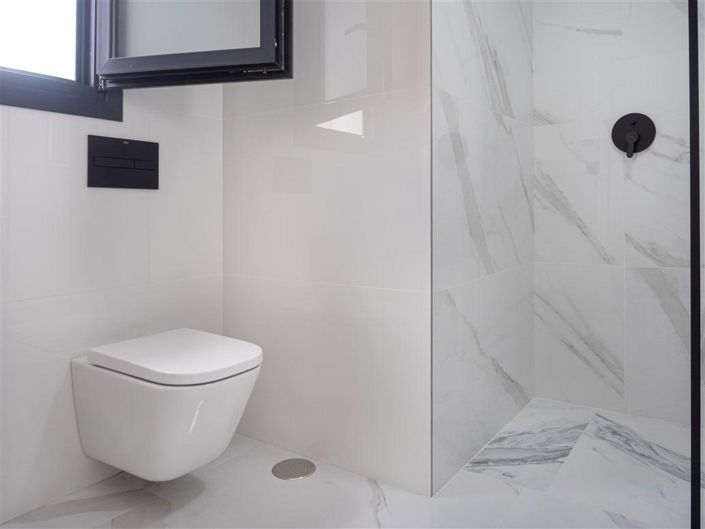 Image No.29-3 Bed Villa for sale