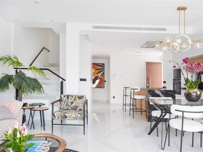 Image No.3-3 Bed Villa for sale