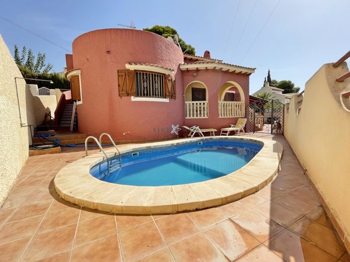 Image No.1-3 Bed Villa for sale
