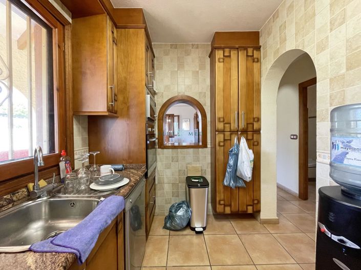 Image No.14-3 Bed Villa for sale