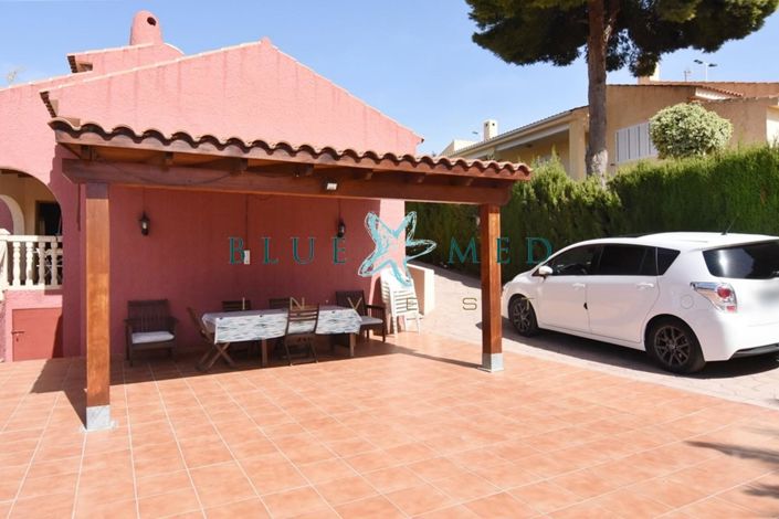Image No.3-3 Bed Villa for sale