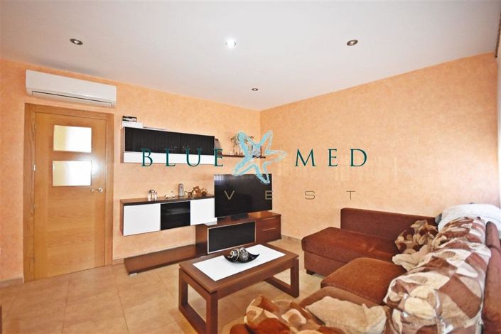 Image No.1-3 Bed Villa for sale