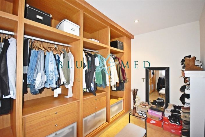 Image No.16-3 Bed Villa for sale