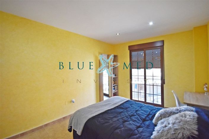 Image No.18-3 Bed Villa for sale