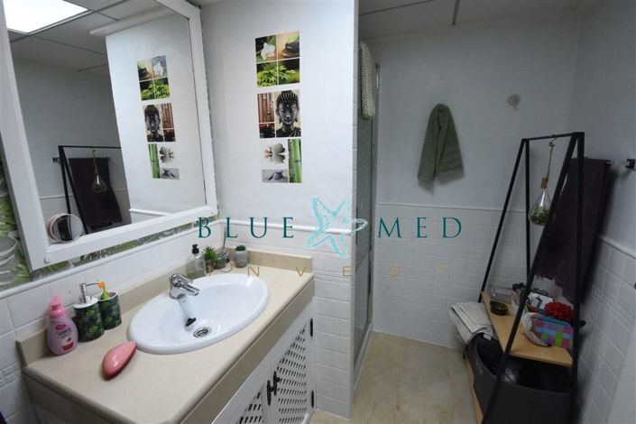 Image No.33-2 Bed Villa for sale