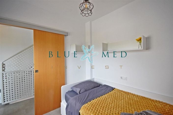 Image No.21-3 Bed Villa for sale