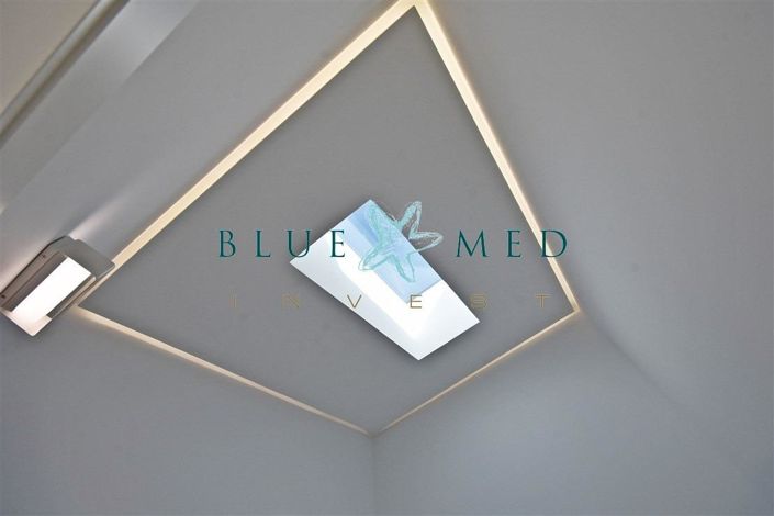 Image No.12-3 Bed Villa for sale