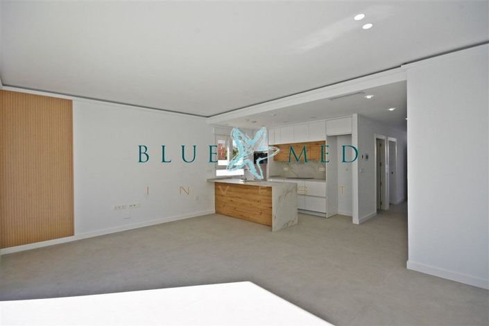 Image No.8-3 Bed Villa for sale