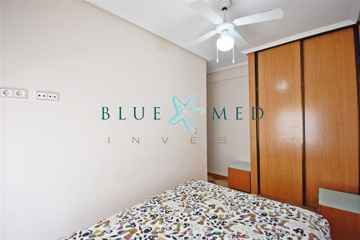 Image No.15-3 Bed Flat for sale