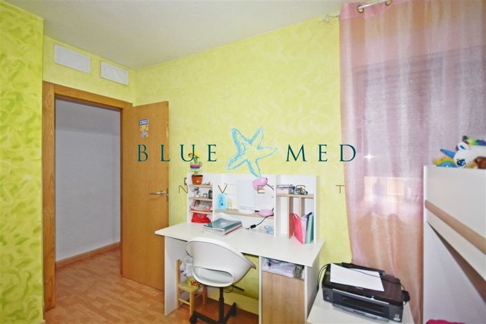 Image No.16-3 Bed Flat for sale