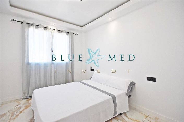 Image No.14-4 Bed Flat for sale