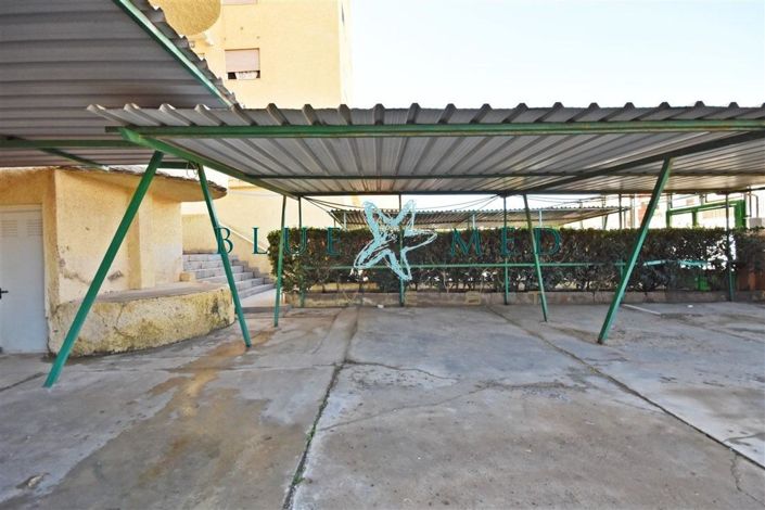 Image No.23-4 Bed Flat for sale