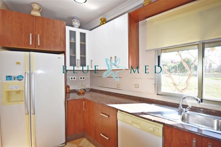 Image No.6-3 Bed Flat for sale