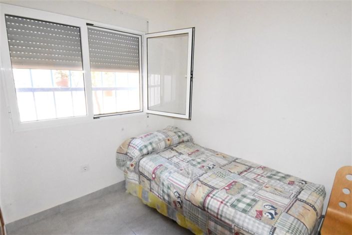 Image No.20-3 Bed Country House for sale