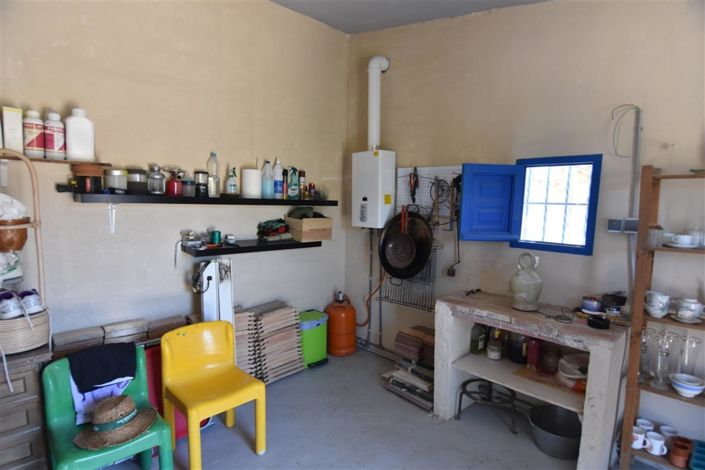 Image No.32-3 Bed Country House for sale