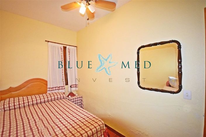 Image No.11-3 Bed Property for sale