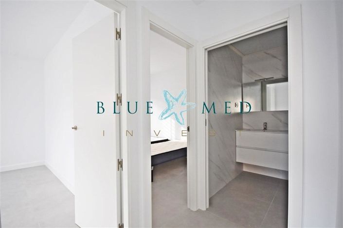 Image No.7-2 Bed Apartment for sale