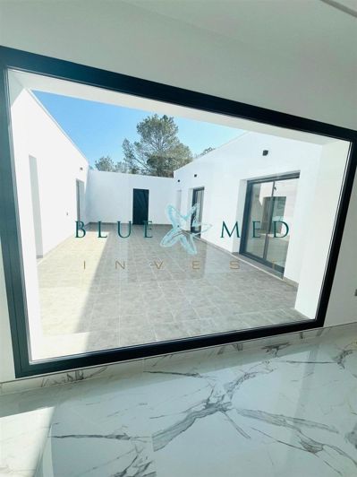 Image No.15-3 Bed Country House for sale