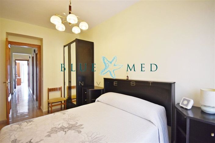 Image No.16-3 Bed Flat for sale