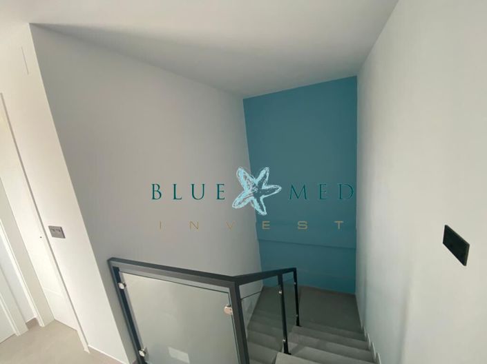 Image No.11-3 Bed Villa for sale