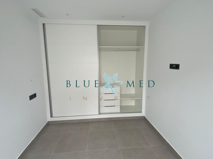 Image No.21-3 Bed Villa for sale