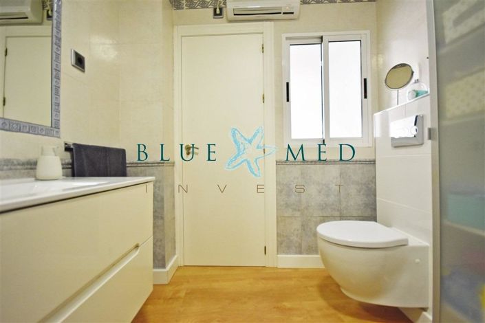 Image No.22-3 Bed Flat for sale