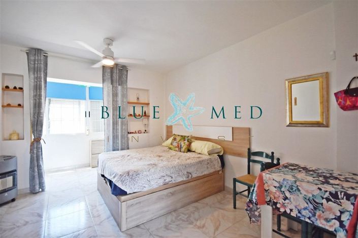 Image No.1-Studio for sale