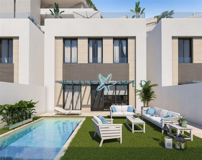 Image No.1-4 Bed Villa for sale