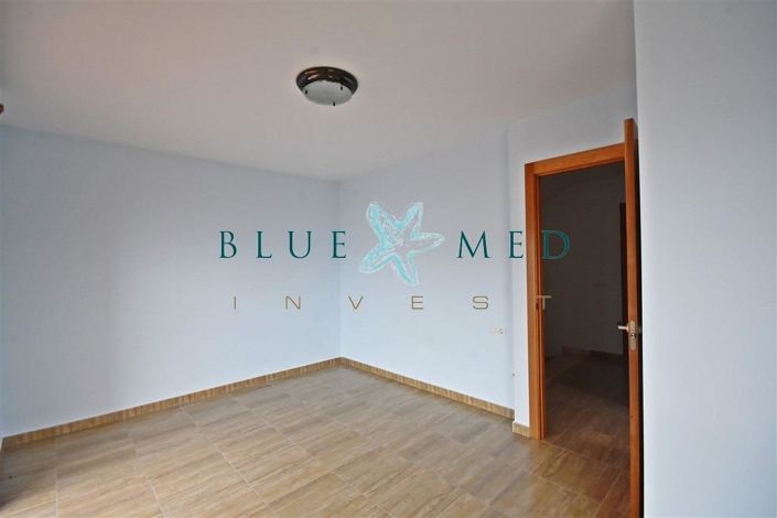 Image No.23-4 Bed Duplex for sale