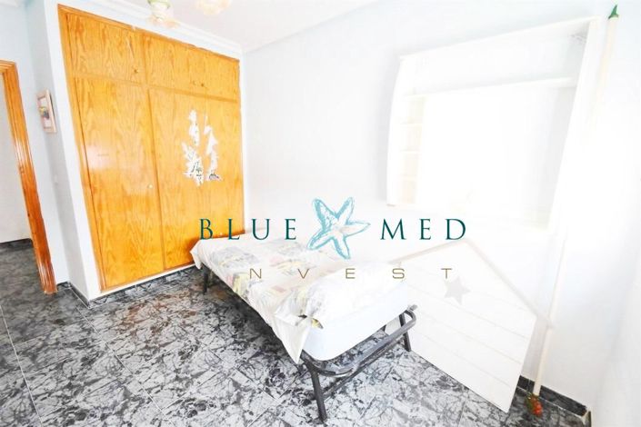 Image No.12-4 Bed Villa for sale