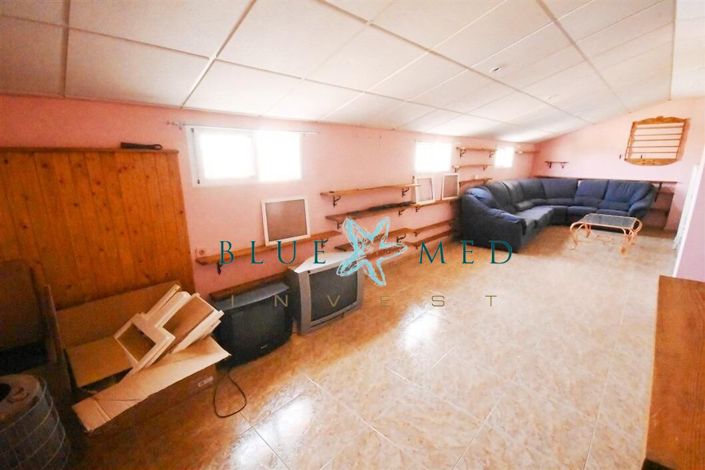 Image No.32-4 Bed Villa for sale